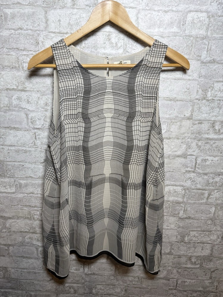 Max Studio Sleeveless Tank Top Womens XL Black Plaid Geo Office Layering Career