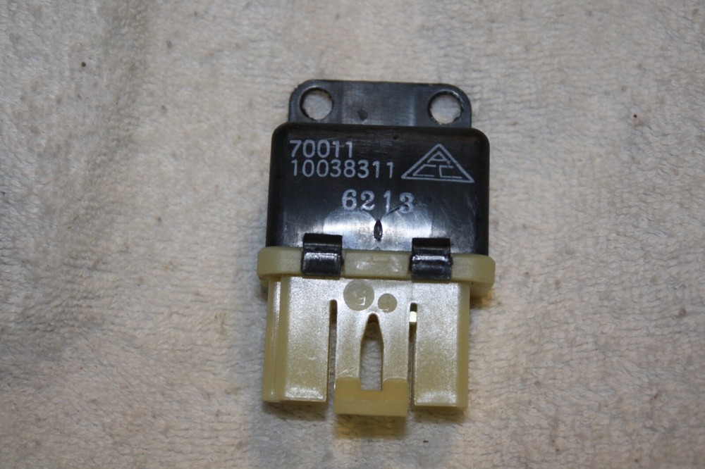 NAPA A/C Compressor Clutch Accessory Relay AR226 for Enhanced Performance