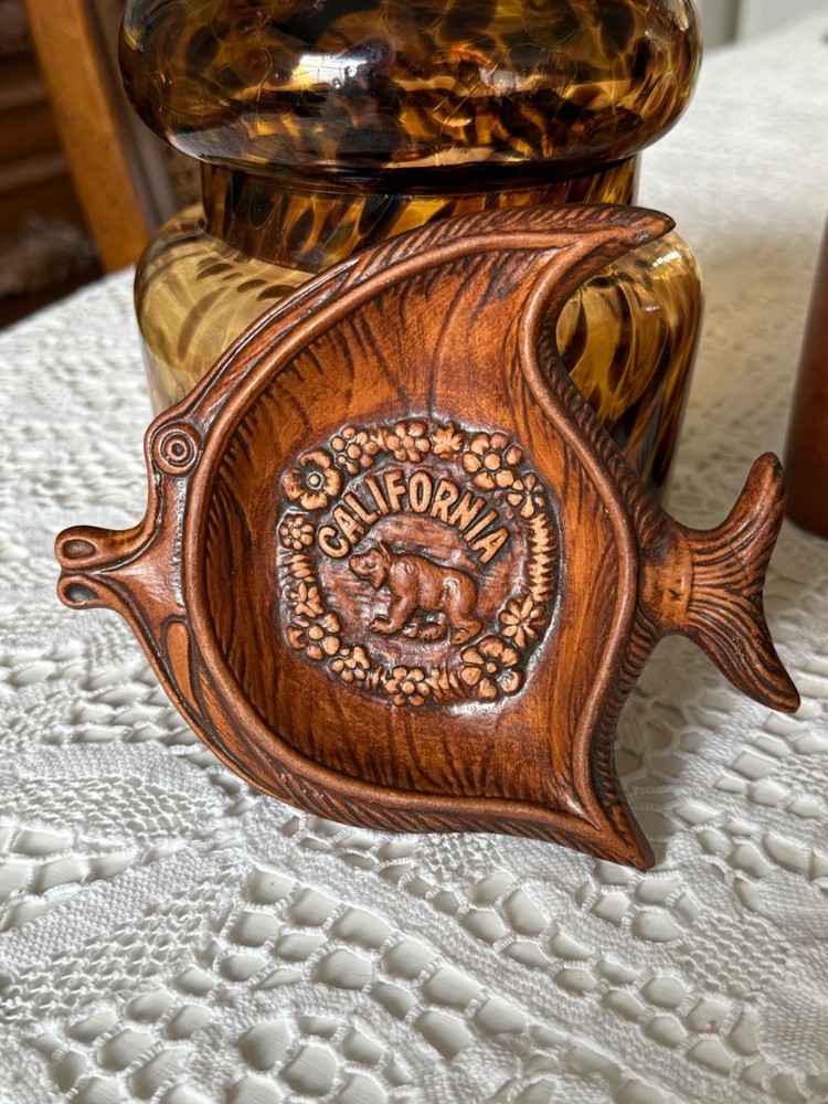 Vintage Ceramic Treasure Craft Fish Trinket Dish California Souvenir USA