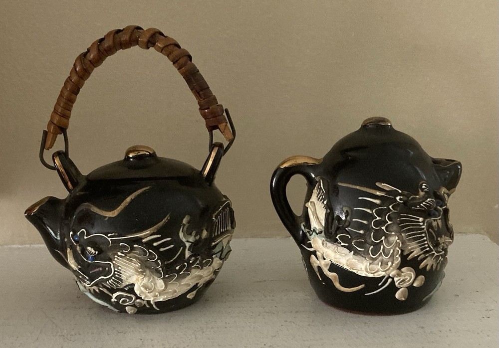 VTG Dragonware Salt & Pepper Set Teapot Coffee pot Blue Eyed Dragon Gold Accents