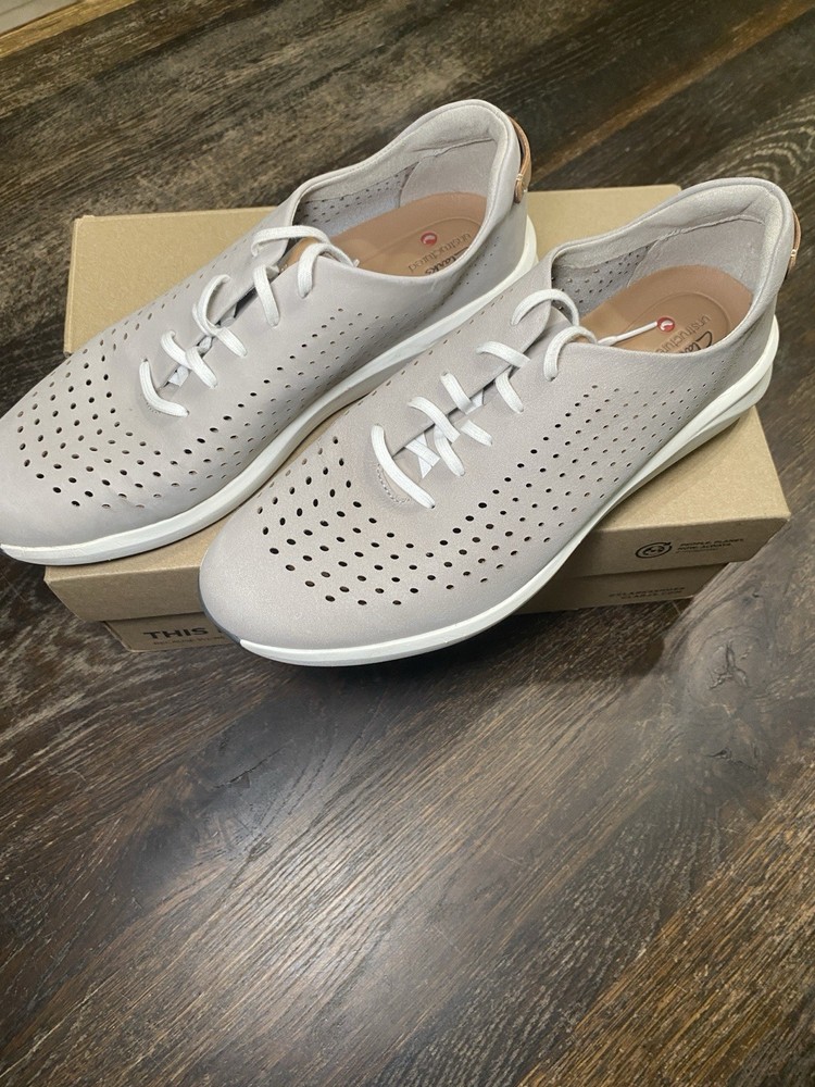 Sz 9W Clarks Unstructured Un Rio Gray Sneakers Comfort Walking Leather