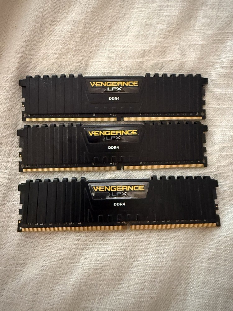 Corsair Vengeance LPX 8GB DDR4-3000MHZ DIMM PC4-24000. 8GB x 3. 24GB total