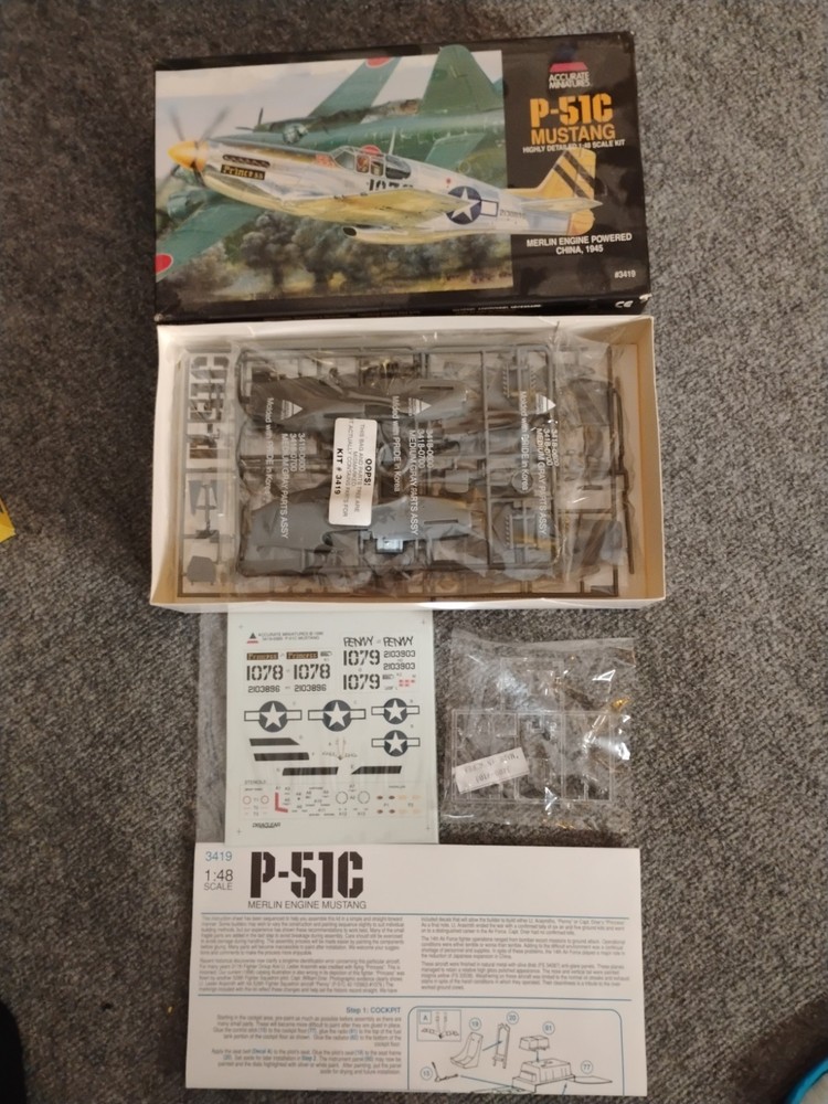 Accurate Miniatures P-51C Mustang Airplane Model Kit 3419 1:48 Scale Complete-image