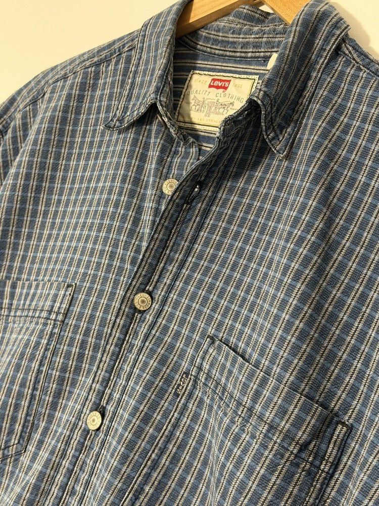 VTG 90’s Levi's Blue Striped Cotton Long Sleeve Button-Up Shirt Men’s M