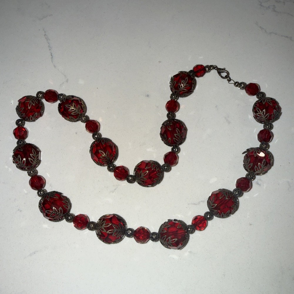 Art Deco Cherry Red Glass Silvertone Metal Knot Necklace