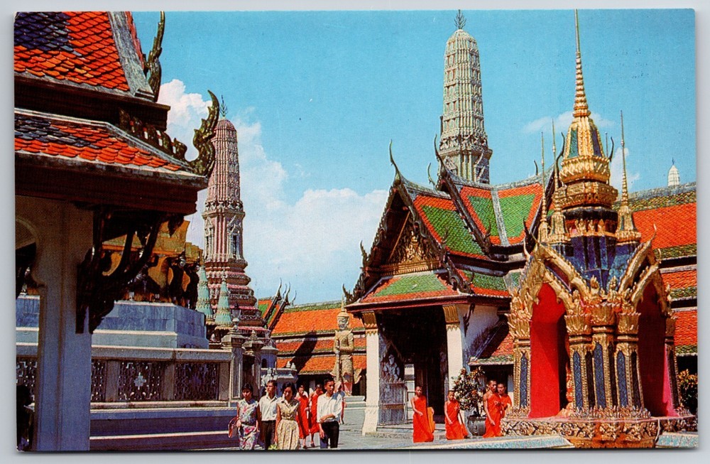 Thailand Bangkok Wat Phra Keo Emerald Buddha Temple Monks Postcard