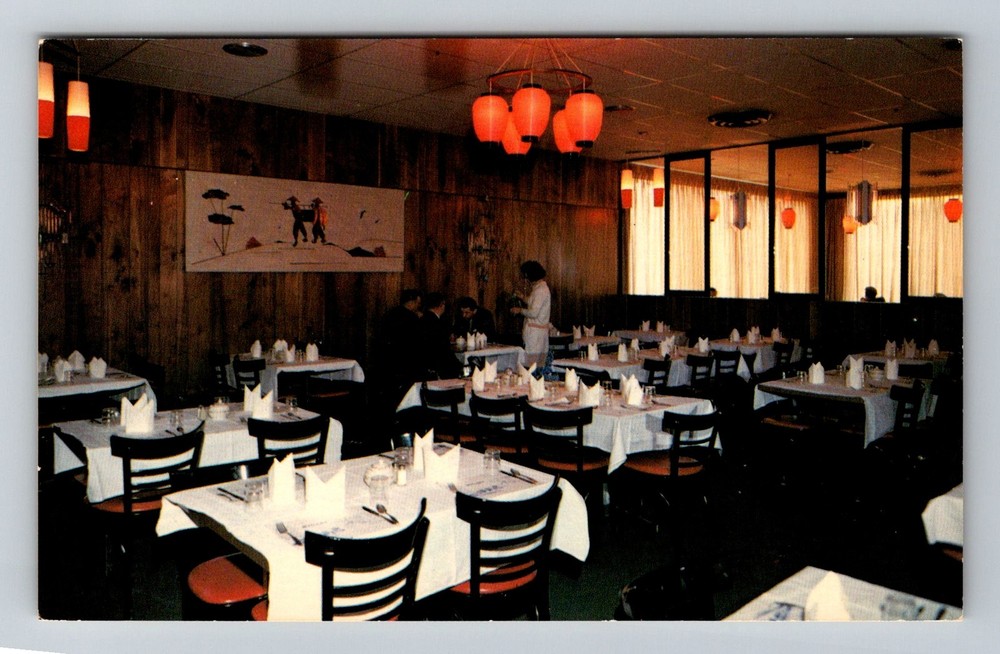 Canada- Sault Ste. Marie Purple Lantern Restaurant Advertise PC Vintage Postcard