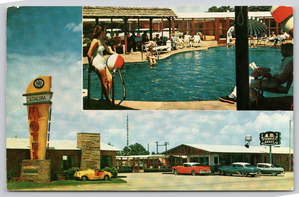 Catalina Motor Hotel Swimming Pool Guests Wichita Falls Texas Postcard