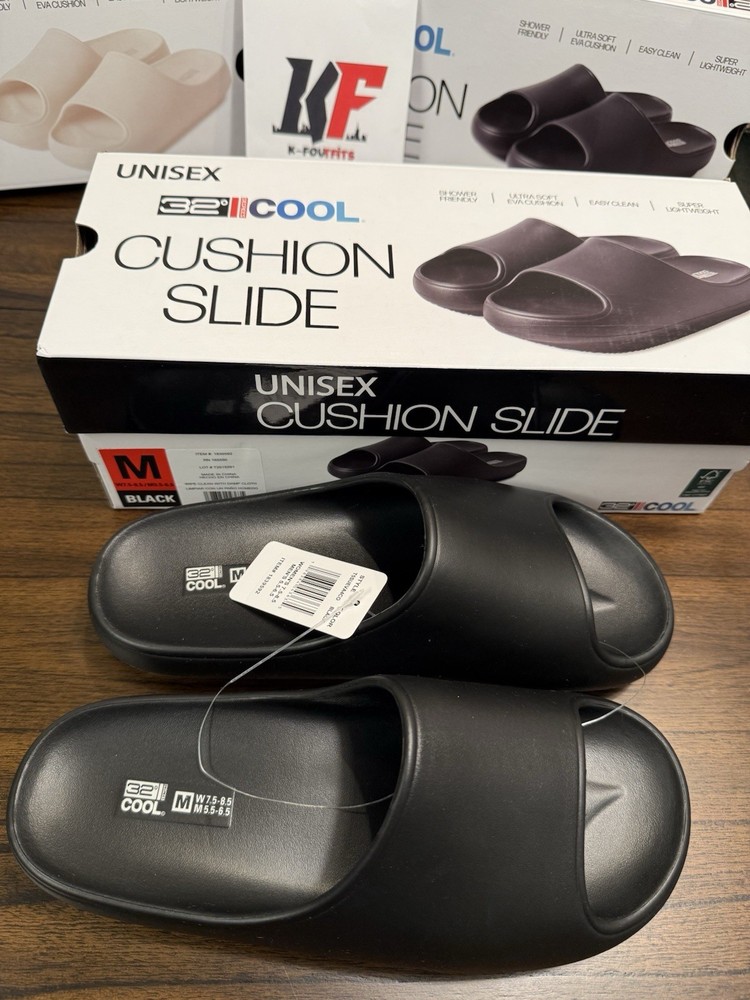 32 Degrees Women's Size 7.5 Cushion Slide Sandal for Indoor Outdoor Beach