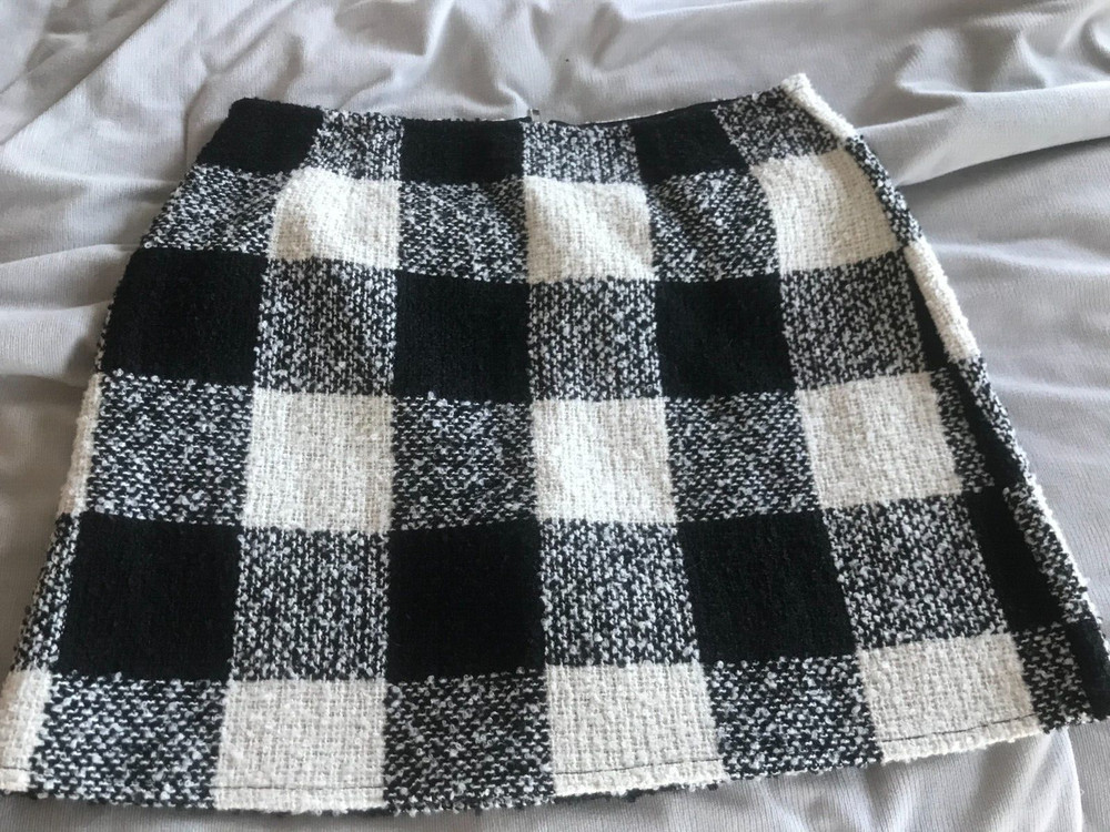 Forever 21 Women Plaid Skirt M CLO005