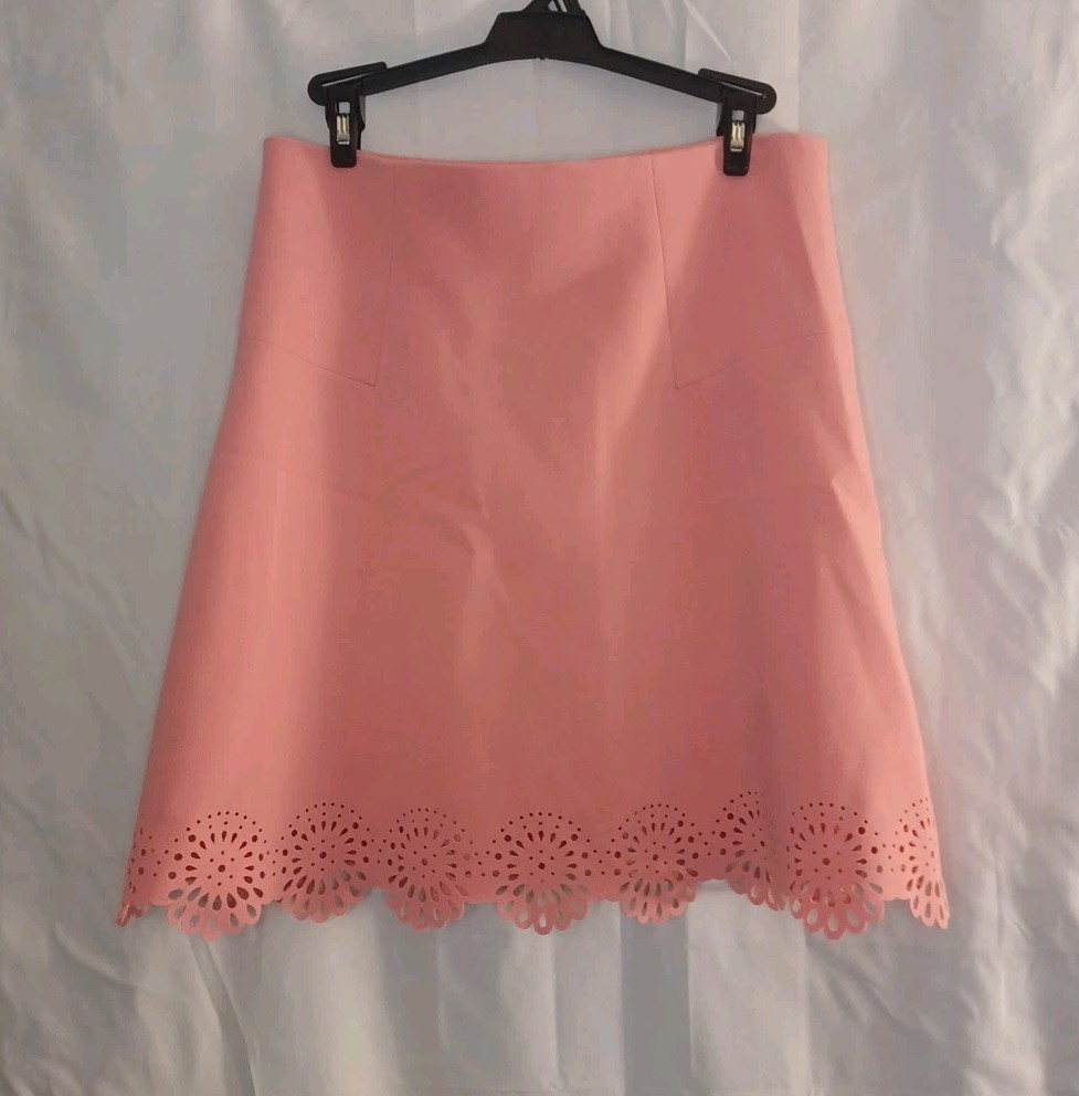 LOFT Ann Taylor Women's Pink Scalloped Lasercut Skirt Size 0