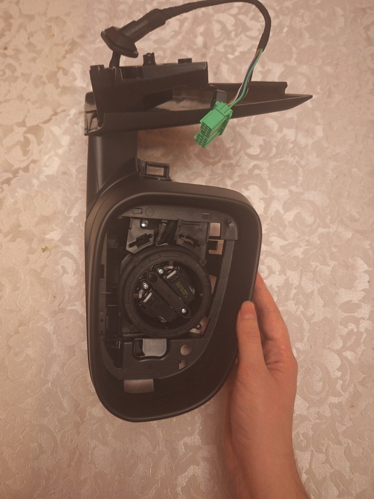 Volvo S60 V60 Passenger Side Mirror Repair Kit MIR02677 No Mirror Included