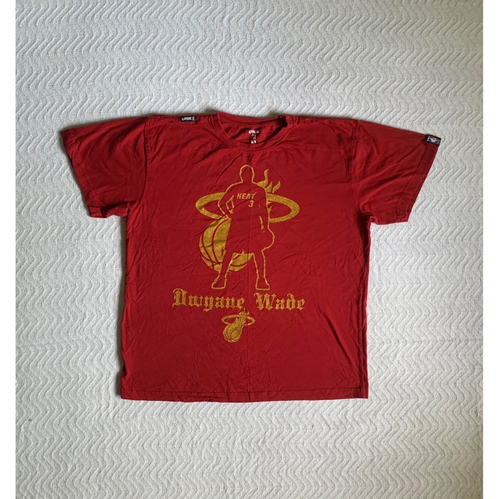 Y2K VTG Miami Heat Dwayne Wade #3 graphic T Shirt streetwear Classic Sz xl
