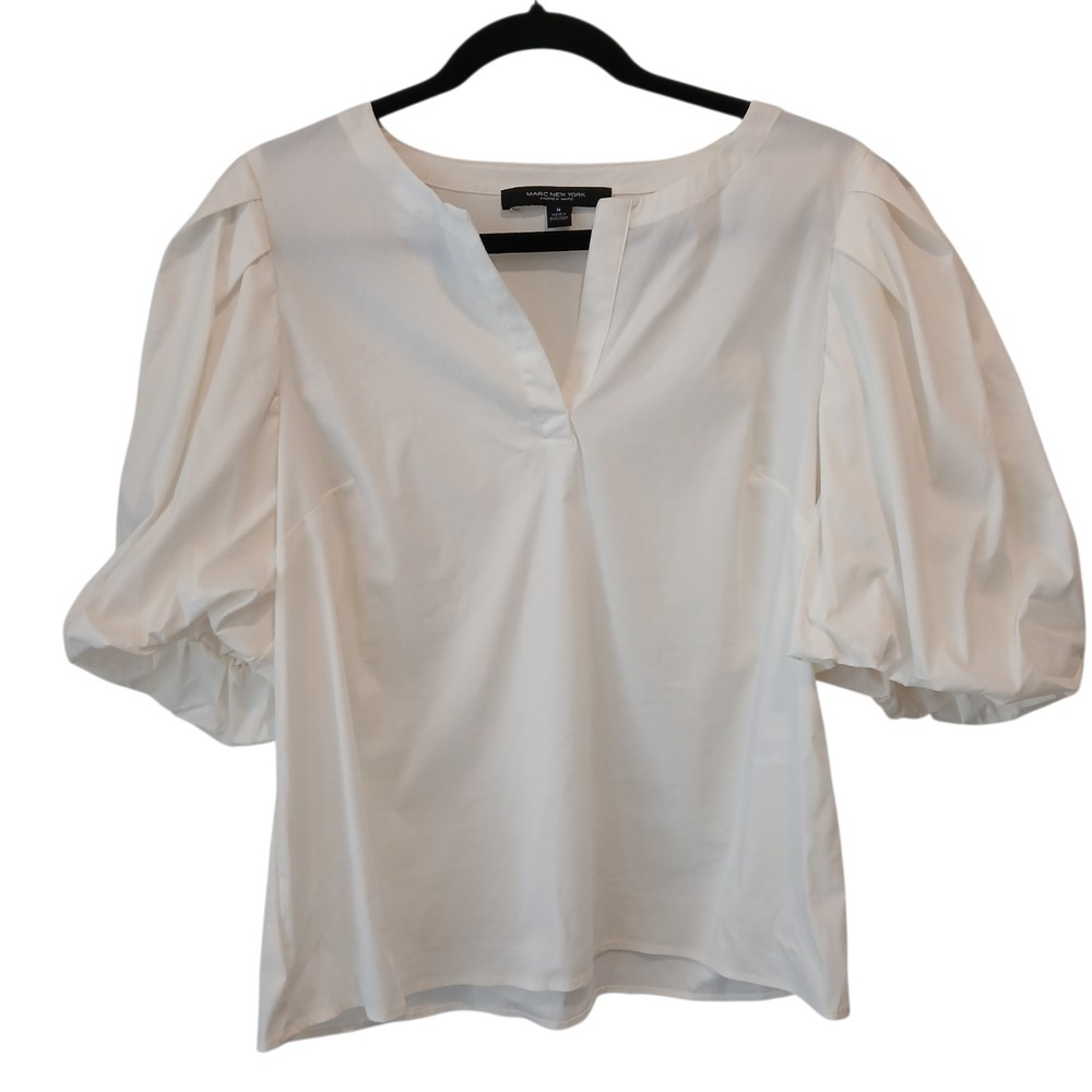 Marc New York Puff Sleeve V-Neck Cream Top Blouse Size Medium Pleated Designer