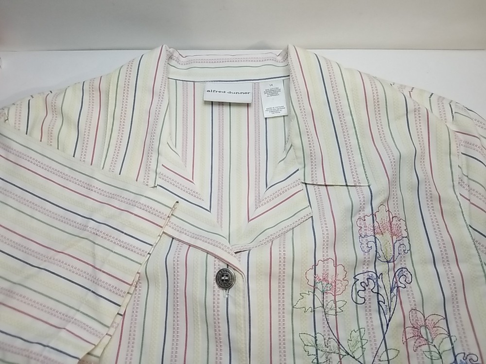 Alfred Dunner Womens White Button Up Short Sleeve Floral Embroidered Top 14