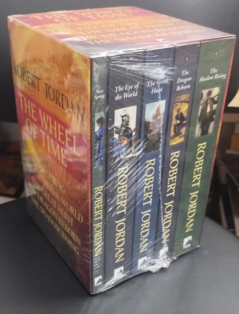 The Wheel of Time by Robert Jordan (2022, 5 Book Boxset) New, Sealed