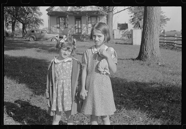 Photo:Rural Farmhouse Children Girls 1930s Vintage Car Porch Snapshot