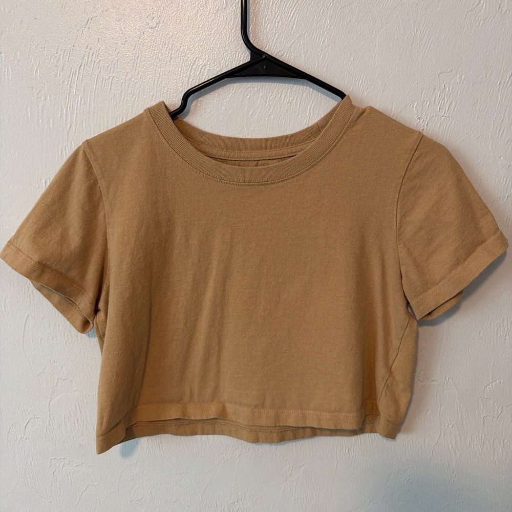 Urban Outfitters Beige Cropped Short Sleeve T-Shirt Women’s XS Regular Pullover