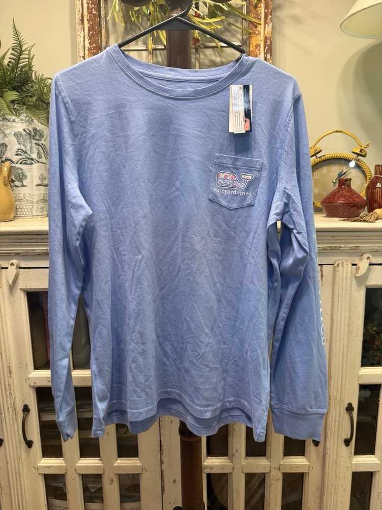 Vineyard Vines Men's M Blue Long Sleeve Crew Neck Pocket Whale Graphic Tee