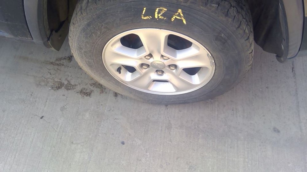 17x8 Wheel Opt Wff Fits 14-17 Grand Cherokee Part 4053433