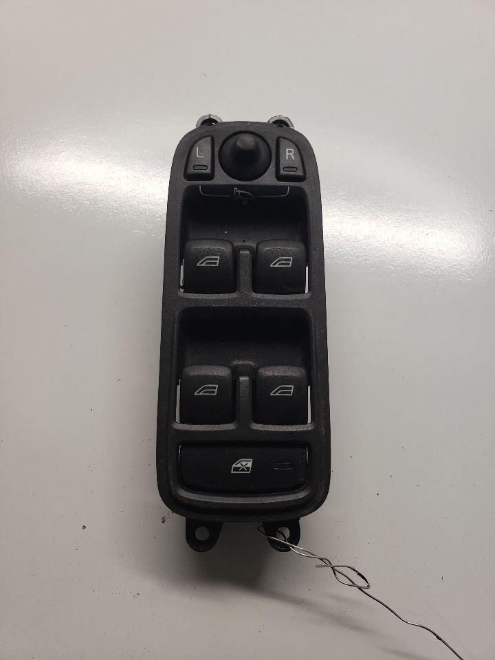 VOLVO S60 Front Driver Door Switch Fits 2010-2013 Models 1357585  