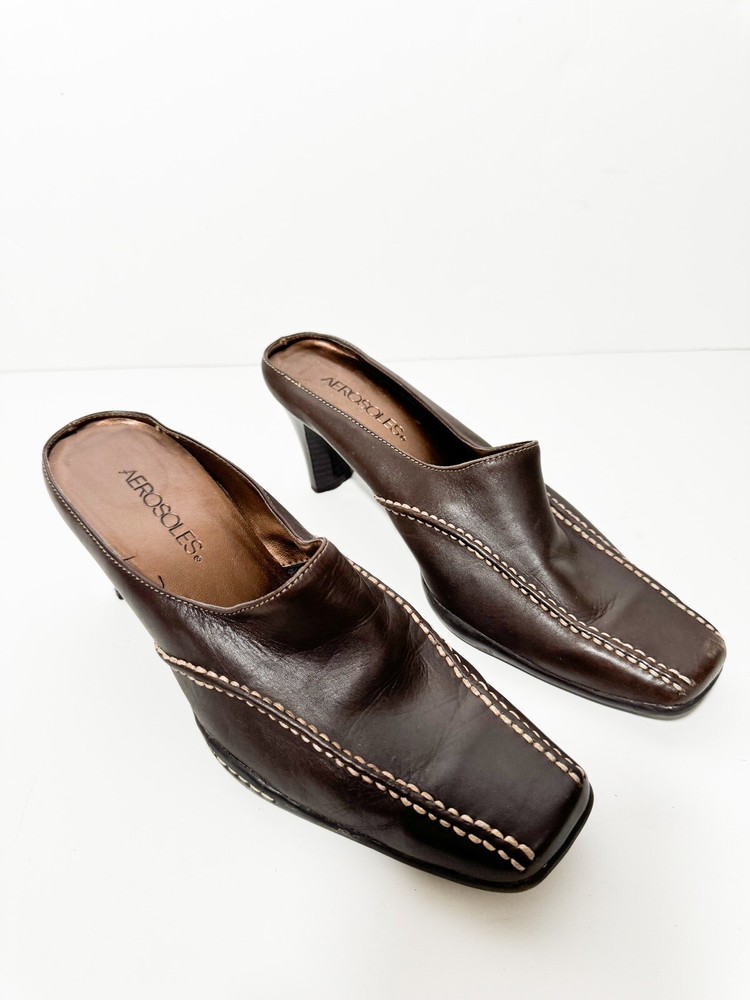 Women's Size 8B Aerosole Brown Leather Mules 918-brcs1