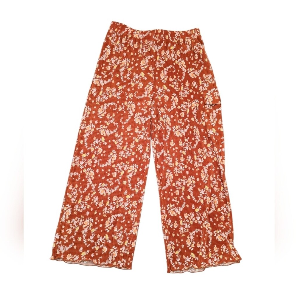 NWOT Love Fire Floral Pleated Pants with Side Pocket Size XL