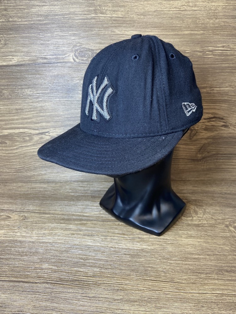 NY New York Yankees New Era Original Hat Size 7 3/8 Fitted Silver