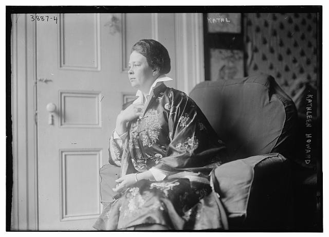 Photo:Kathleen Howard 1910s Portrait in Kimono Opera Singer Actress
