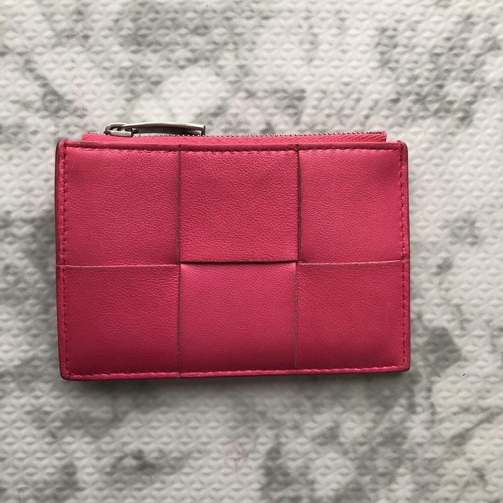 BOTTEGA VENETA Maxi Intrecciato Card Case Wallet with Coin Purse in Pink YZ