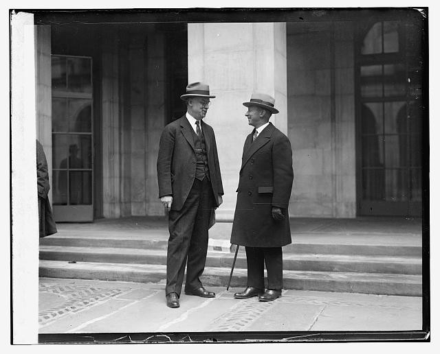 W.E. Harkness & Atwater Kent,11/9/25,Prominent Radio Manufacturer,1925,Inventor
