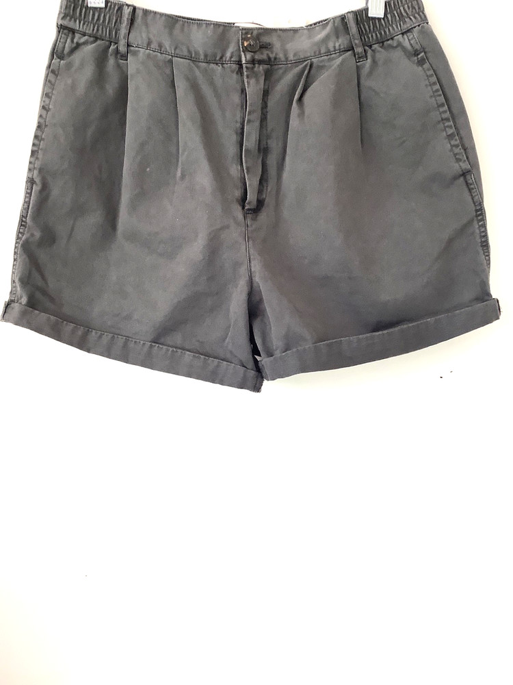 BDG Urban Outfitters Gray Cuffed Cotton Chino Shorts Size Medium New Pockets