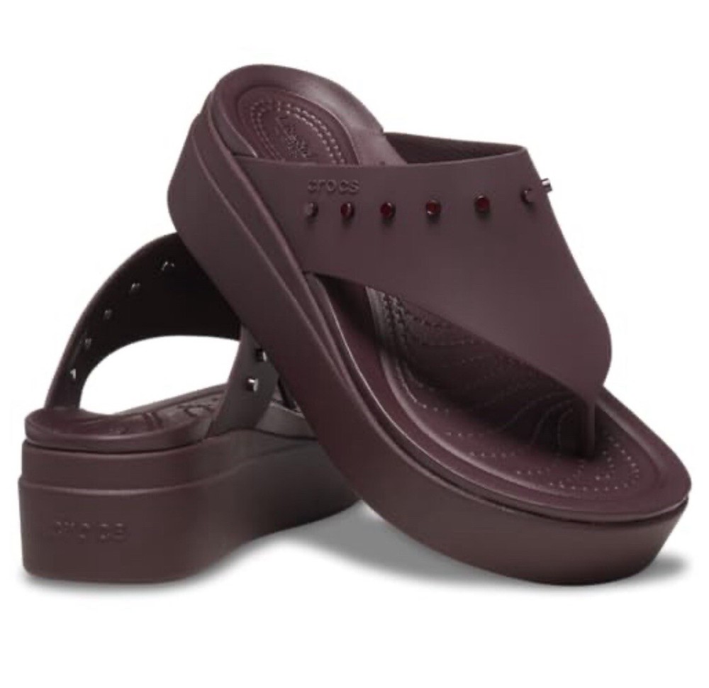 Crocs Women's Sandals - Brooklyn Studded Platform Flip Flops,  Size 5