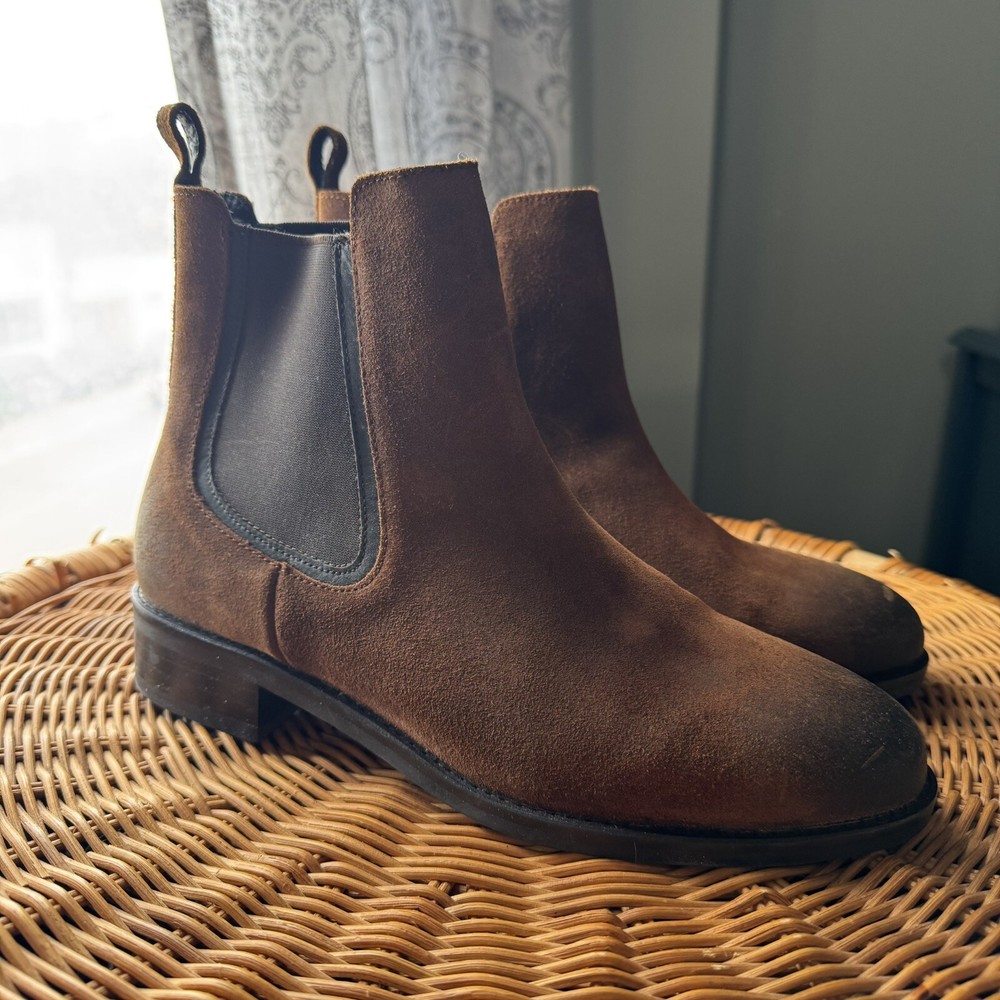 Women's Sz 9 Brown Suede Distressed Chelsea Boots by Thursday Duchess