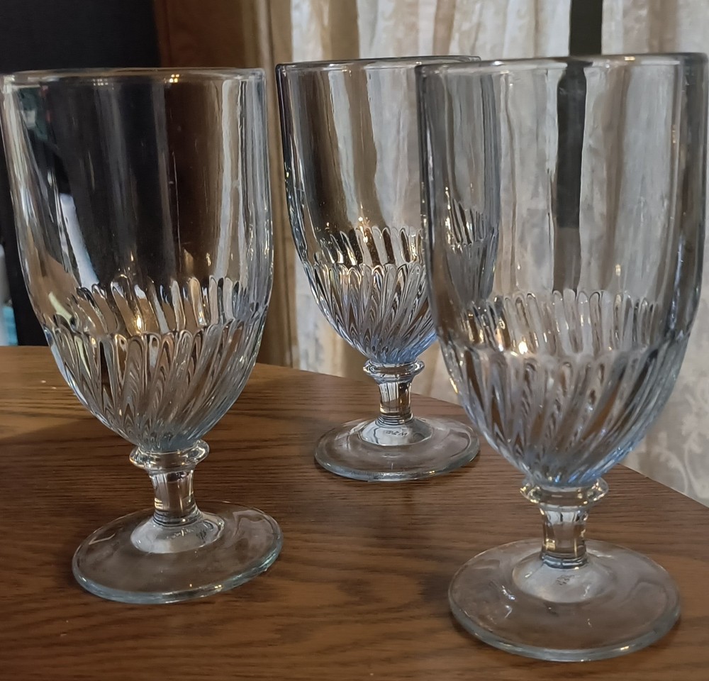 Three Martha Stewart Everyday 12 Oz Glass Goblets Set Of 3 Used Great Condition