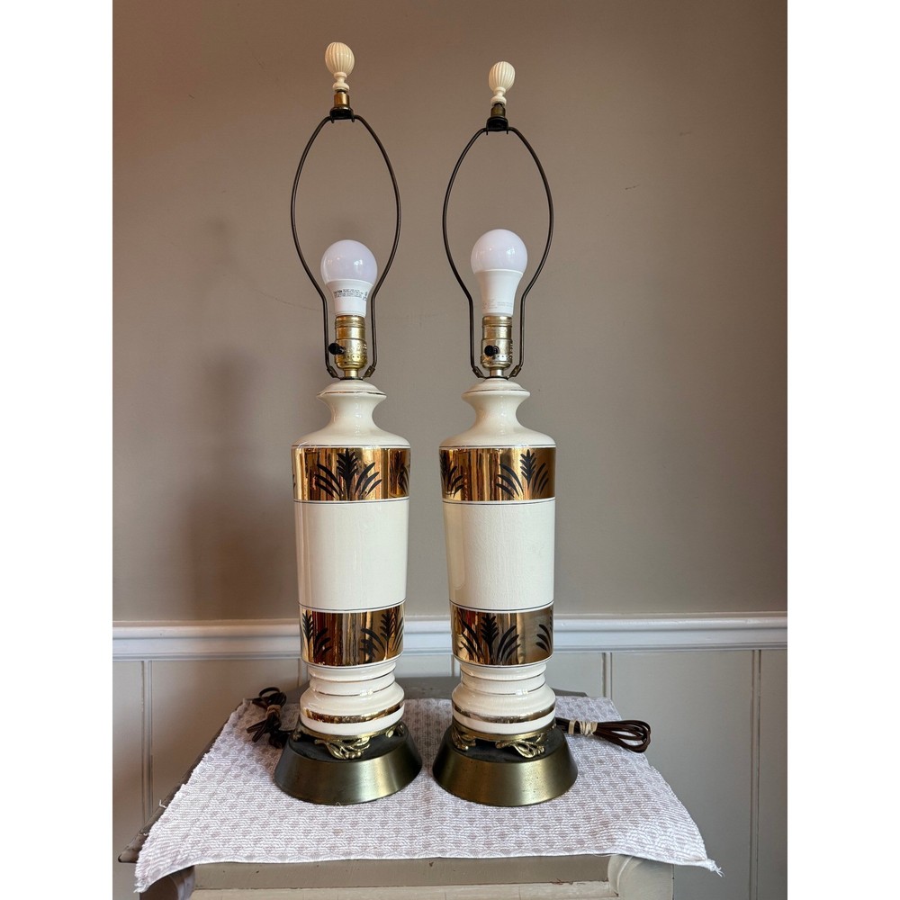 Vintage MCM Ceramic Table Lamps Pair Gold Leaf Cream Crackle Hollywood Regency