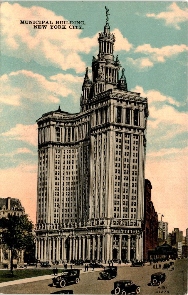 MUNICIPAL BUILDING, NEW YORK CITY, City Hall Park, Park Row, Center Postcard
