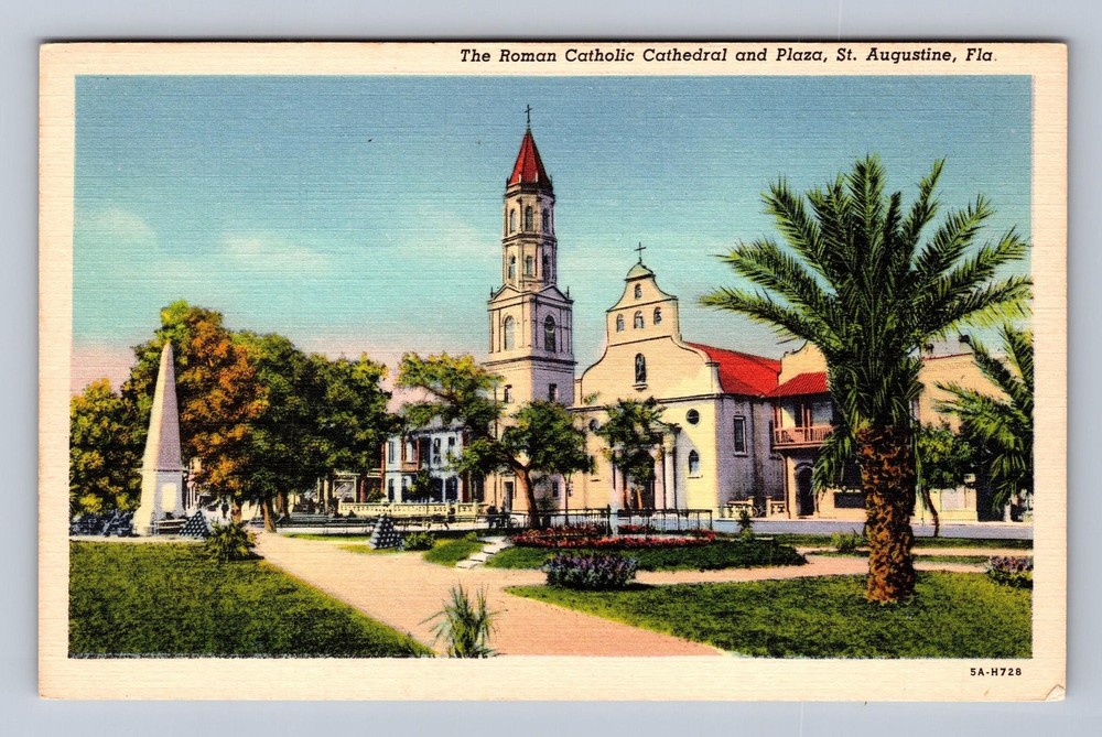 St Augustine FL-Florida Roman Catholic Cathedral And Plaza Vintage Postcard