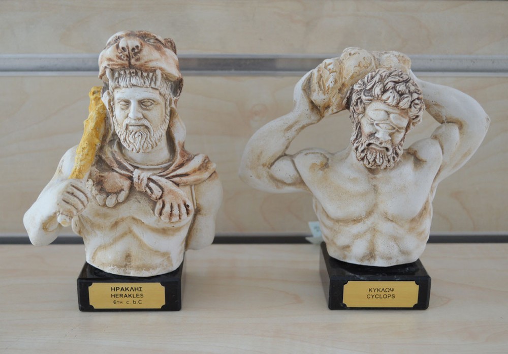 Hercules Cyclops sculpture set artifacts