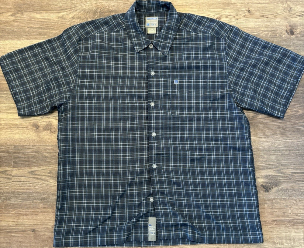 Y2K Vintage Quiksilver Men's Blue Gray Plaid Short Sleeve ButtonUp Shirt Size L