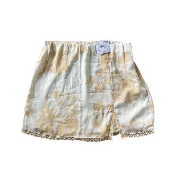 New American Eagle Women’s Cream White Floral Slip Mini Skirt Slit Size Medium