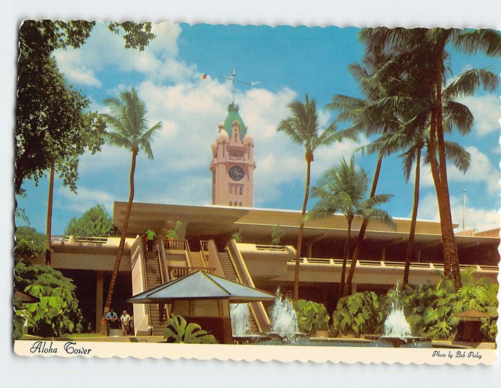 Postcard Aloha Tower Honolulu Hawaii USA