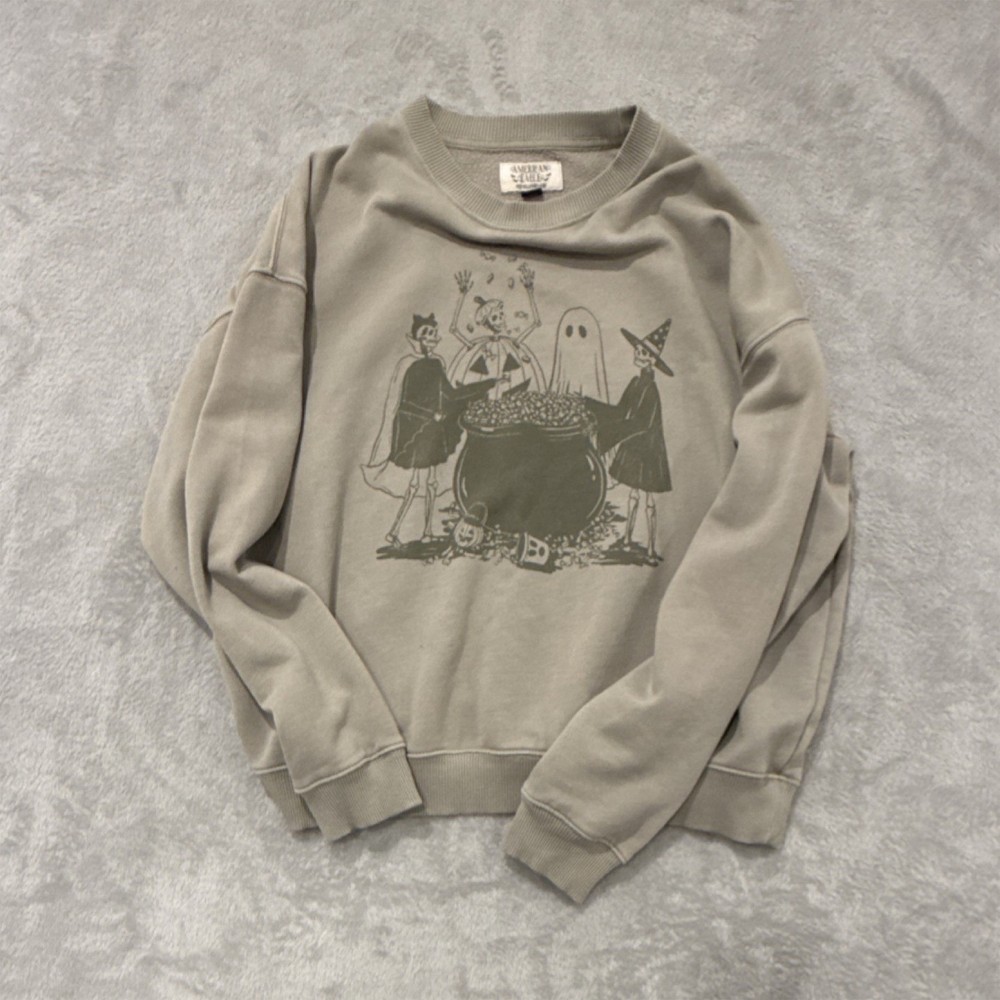 American Eagle The Halloween Shop Halloween  Crewneck Sweatshirt XS green