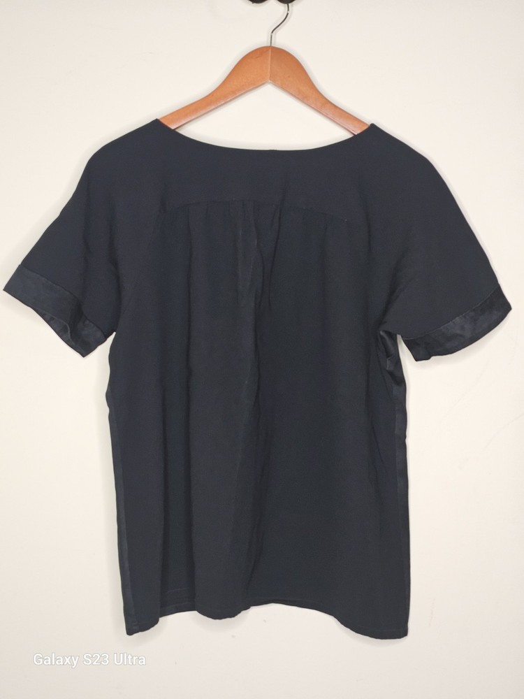 Marc by Marc Jacobs Women's Short Sleeve Blouse Black Button Size M
