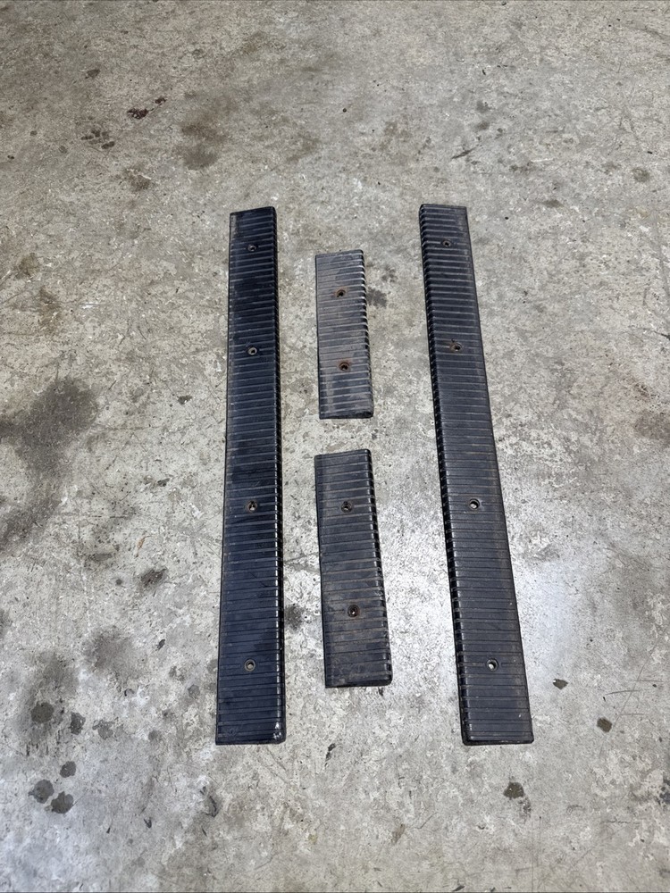 Jeep Cherokee XJ 84-01 4 Door Sill Trim OEM (TW00)