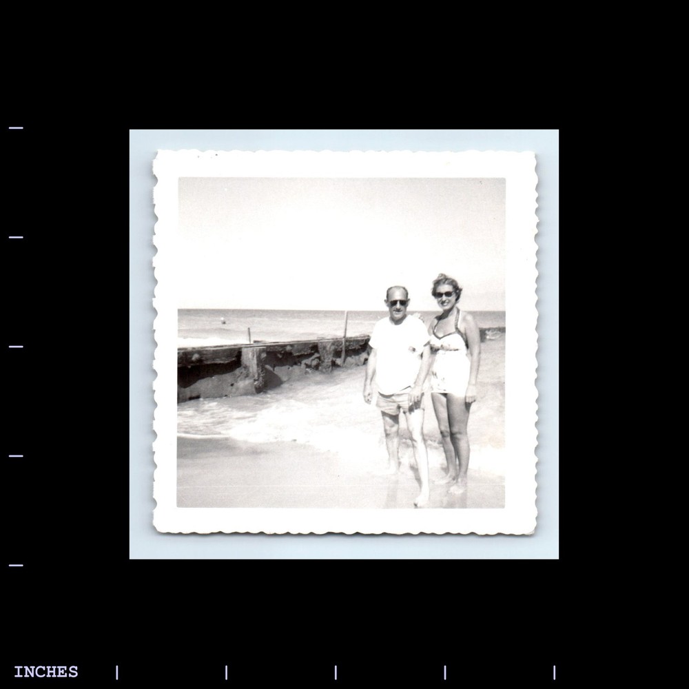Old Square Photo MAN WOMAN COUPLE SUNGLASSES BEACH SCENE
