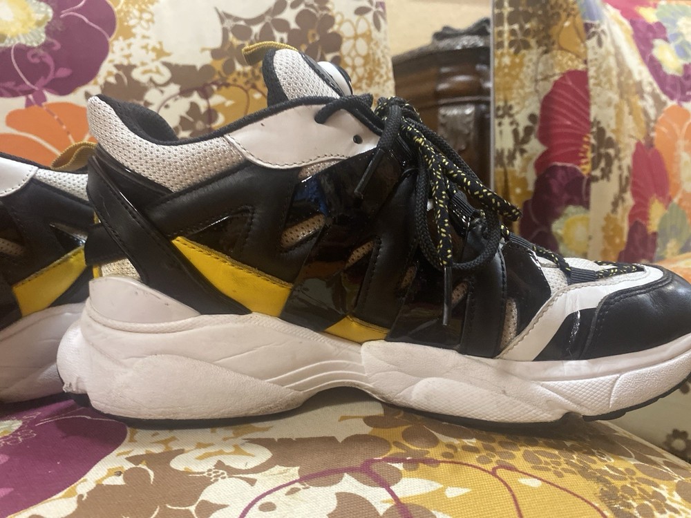 Michael Kors Women’s Leather Mesh Trainer Sneaker Size 8.5 Black White Citron