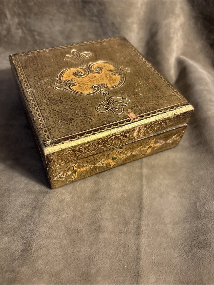 Vintage 1970s made in Italy guilt surface square wood box