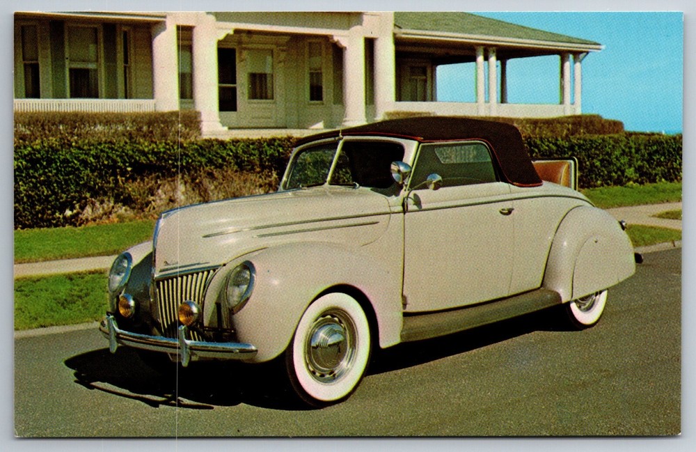 1939 Ford Deluxe Convertible Coupe Roaring 20 Autos NJ Museum Postcard