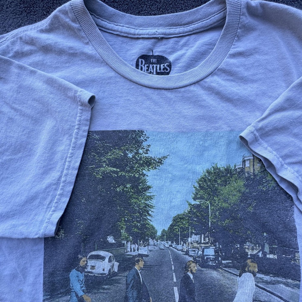 The Beatles Abbey Road Shirt Mens Small Medium Gray Graphic Band Rock Music Tee